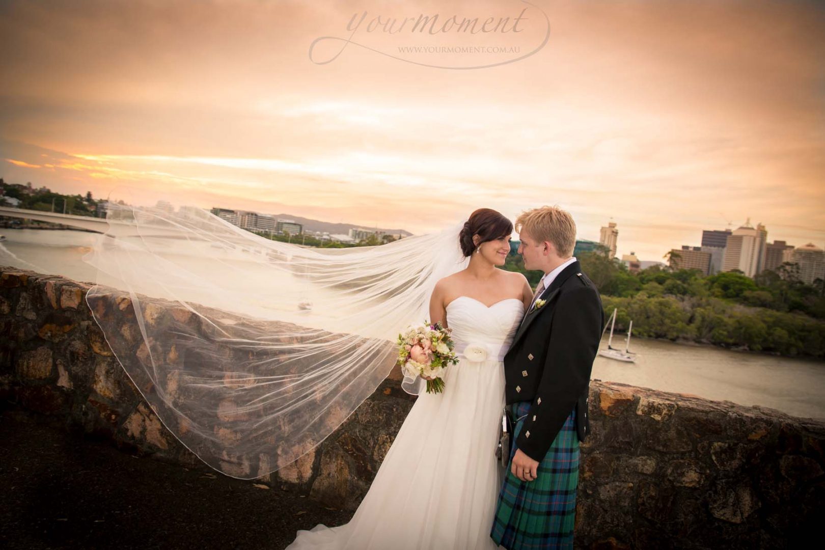 kangaroo-point-cliffs-wedding-photography-24