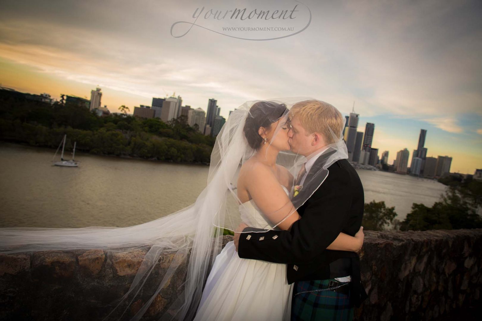 kangaroo-point-cliffs-wedding-photography-26