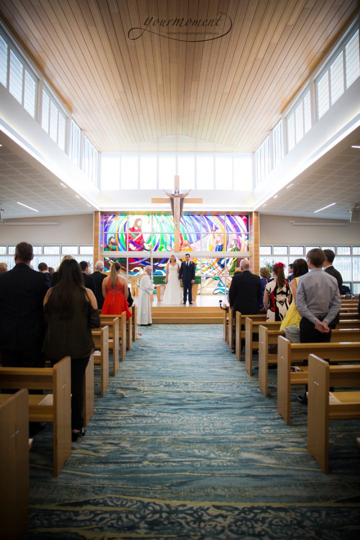 twelve-apostles-catholic-church-wedding-photography-10